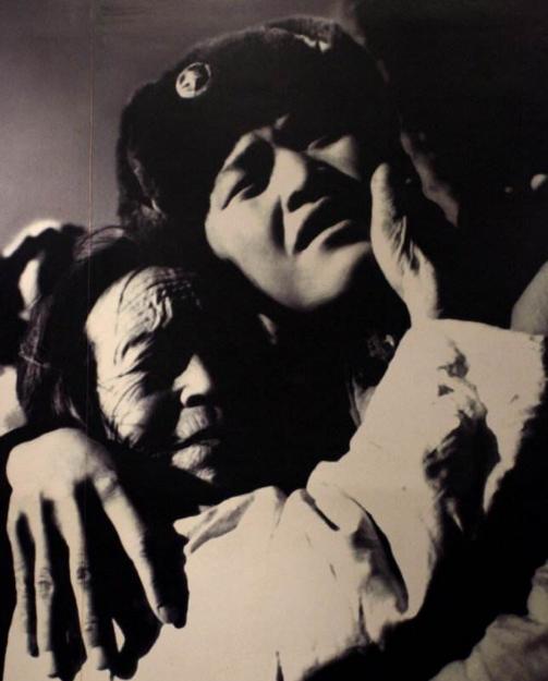 抗美援朝纪实：泪别爱人赴朝鲜，经历生死一线，满目疮痍见证残酷
