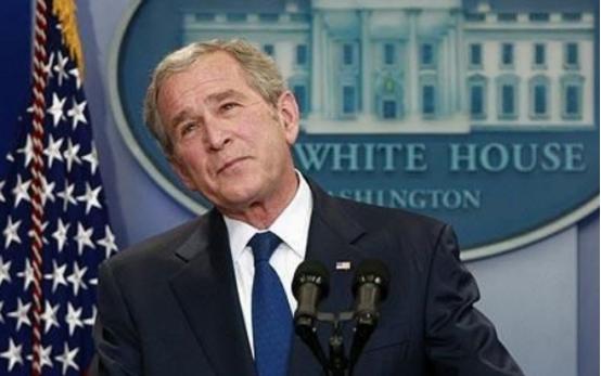 小布什被美国人视为最差劲的总统，而最伟大的总统却是这个人