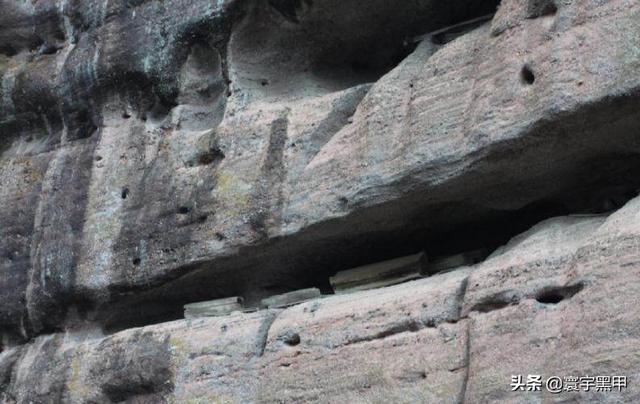 千年迷题-悬棺葬是如何放置在那么高的悬崖峭壁之上的？