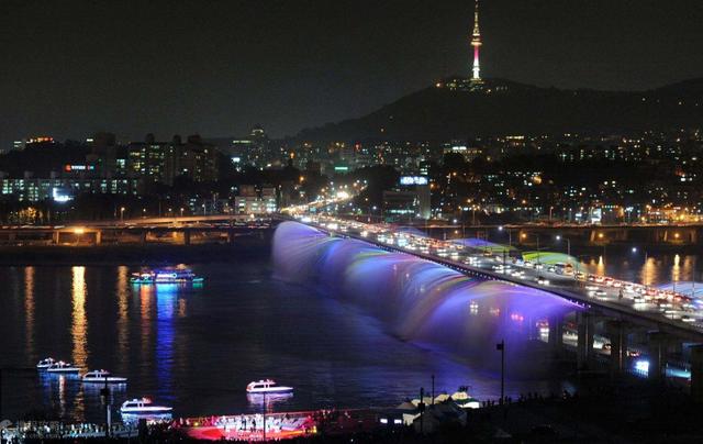 韩国把沿用600年的汉城，改名为首尔，为啥不顺便把汉江也改了