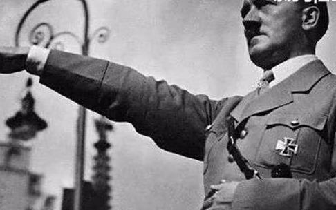 二战时期，希特勒制定了一个恐怖的僵尸计划，差一步就成功了